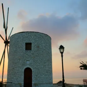 Die alte Windmühle, Korfu, Griechenland