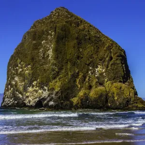 Oregon, Canon Beach Hay Stack Rock Oregon, Canon Beach Hay Stack Rock