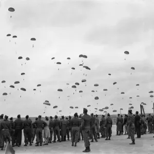 Parachutes Parachutes