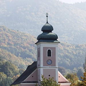 Parish Church of St. Margaretha in Niederranna, Muehldorf, Spitzer Graben valley, Wachau valley, Waldviertel region, Lower Austria, Austria, Europe