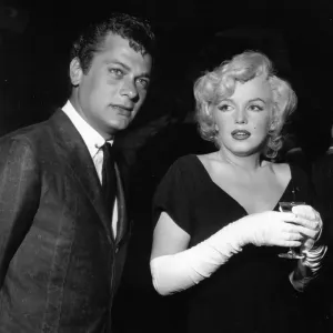 Party For Marilyn At Beverly Hills Hotel Party For Marilyn At Beverly Hills Hotel