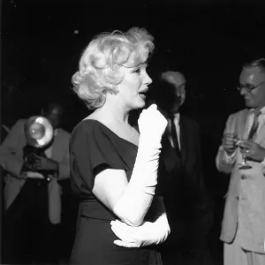 Party For Marilyn At Beverly Hills Hotel Party For Marilyn At Beverly Hills Hotel