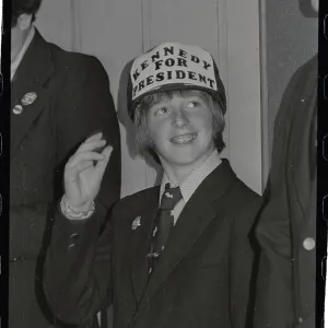 Images Dated 1979 November: 22 Nov 1979