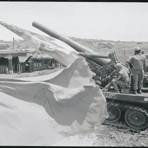 Images Dated 1971 June: 7 Jun 1971