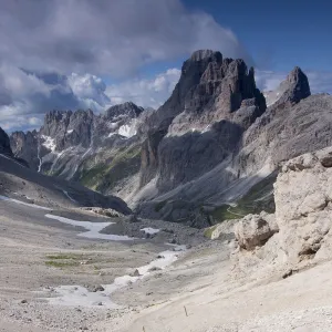 Images Dated 2009 July: 8 Jul 2009