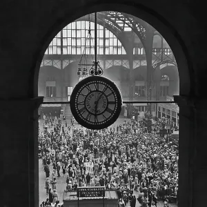 Penn Station Crowds Penn Station Crowds