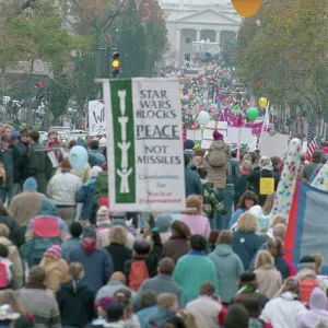 Images Dated 1986 November: 15 Nov 1986