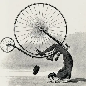 Crash parfait d'un cycliste artiste, atterrissage sur le nez, en tête à queue. Crash parfait d'un cycliste artiste, atterrissage sur le nez, en tête à queue.