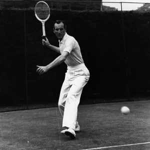 Perry Forehand