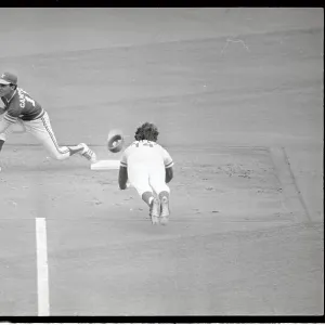 Images Dated 1972 October: 21 Oct 1972