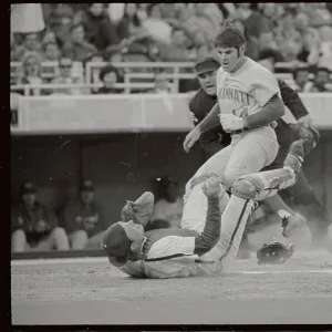 Images Dated 1971 May: 22 May 1971
