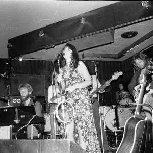 Photo of Linda Ronstadt