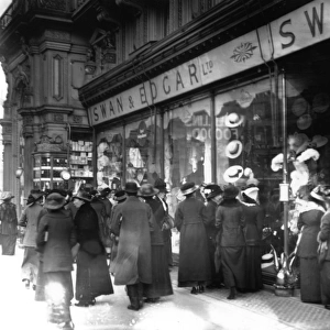 Piccadilly Shop 1914