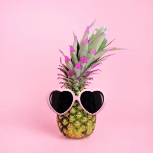 Pineapple Wearing Sunglasses Print Pineapple Wearing Sunglasses Print
