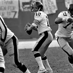 Pittsburgh Steelers v Denver Broncos Pittsburgh Steelers v Denver Broncos