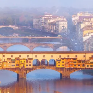 Ponte Vecchio in Florence, Tuscany, Italy at sunrise Ponte Vecchio in Florence, Tuscany, Italy at sunrise