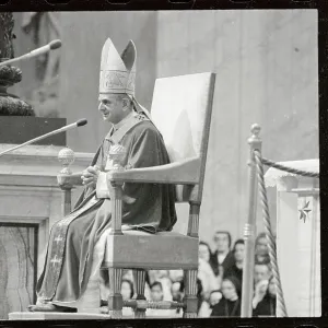 Images Dated 1970 December: 6 Dec 1970
