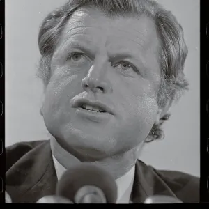 Images Dated 1974 August: 22 Aug 1974
