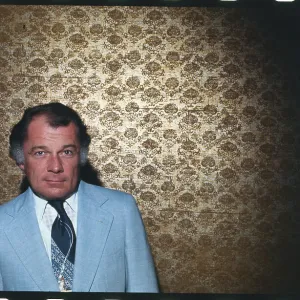 Images Dated 1975 December: 10 Dec 1975