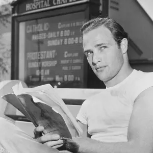 Hollywood Glamour Poster Print Collection: Marlon Brando