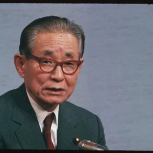 Images Dated 1982 November: 27 Nov 1982