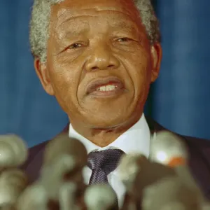 Nelson Mandela Speaks at Press Conference Print