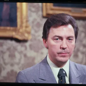 Images Dated 1977 December: 4 Dec 1977