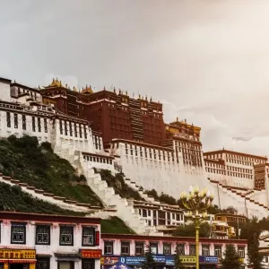 The Potala Palace, Lhasa, Tibet, China The Potala Palace, Lhasa, Tibet, China