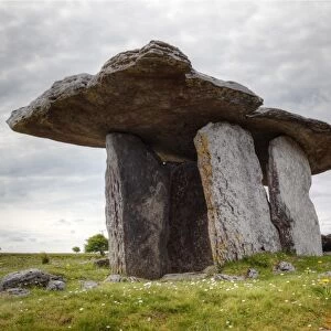 Poulnabrone dolmen, Burren, County Clare, Ireland, Europe