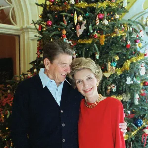 Images Dated 1985 December: 24 Dec 1985