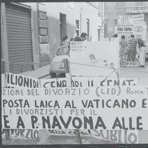 Images Dated 1970 August: 26 Aug 1970