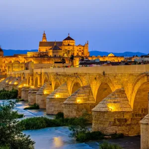 Puente romano y Mezquita de Cordoba - Roman Bridge and Mosque of Cordoba Puente romano y Mezquita de Cordoba - Roman Bridge and Mosque of Cordoba