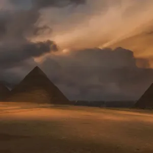 Pyramids Of Giza, Egypt Pyramids Of Giza, Egypt