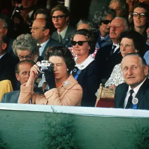 Images Dated 1971 September: 6 Sep 1971