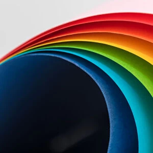 Rainbow curves
