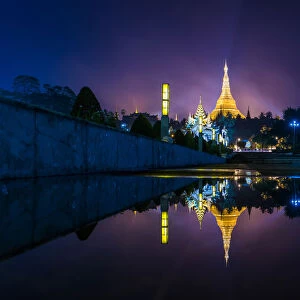 The reflection of Shwedagon pagoda