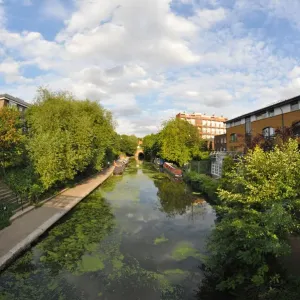 Regent Canal view in London Regent Canal view in London