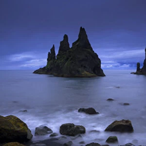 Reynisdrangar rock formation near Vik i Myrdal, southern coast, Iceland, Europe