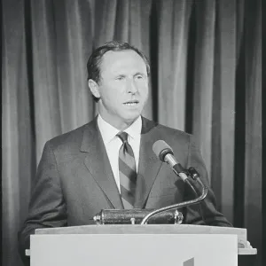 Images Dated 1987 February: 18 Feb 1987