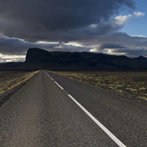Ring Road, near Kirkjubaejarklaustur, South Coast, Iceland