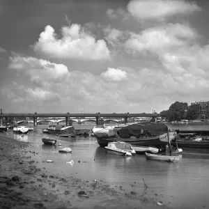 River Thames Print: Putney Bridge View