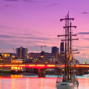River Thames Purple Sunset Print River Thames Purple Sunset Print