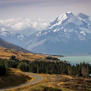 The road to mount cook