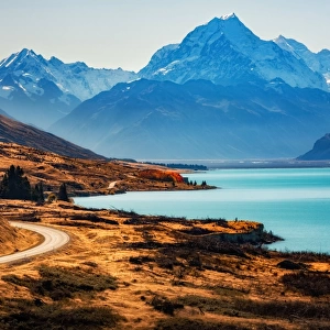 Road way to Mount Cook