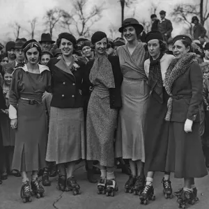 Roller Skating Women Roller Skating Women
