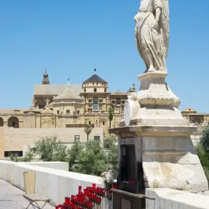 The Roman bridge and Mezquita cathedral, Cordoba The Roman bridge and Mezquita cathedral, Cordoba