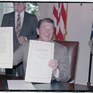 Images Dated 1986 May: 23 May 1986