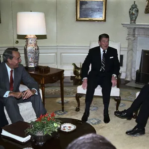 Images Dated 1986 November: 21 Nov 1986