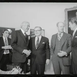 Images Dated 1976 December: 10 Dec 1976
