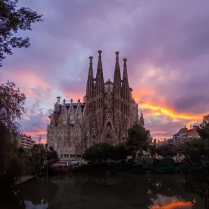 Sagrada Familia Barcelona Print - A View of the Older Side Sagrada Familia Barcelona Print - A View of the Older Side